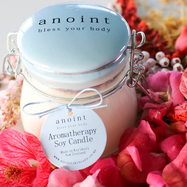 anoint_aromatherapy_candle_lid_closed.jpg